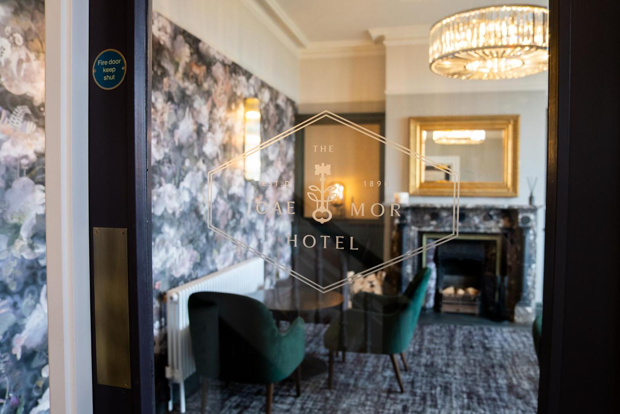 The Cae Mor Hotel Llandudno Extérieur photo