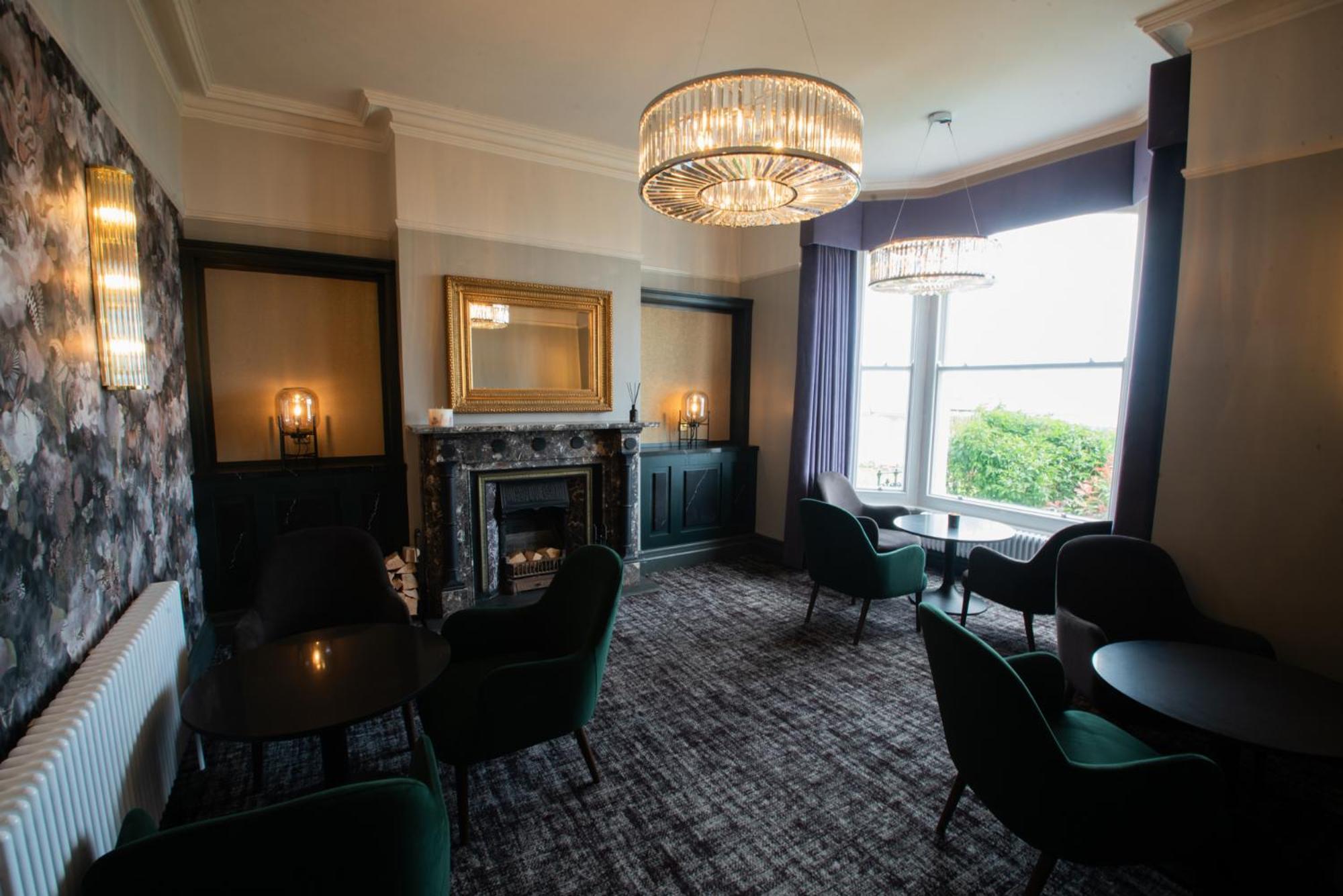 The Cae Mor Hotel Llandudno Extérieur photo
